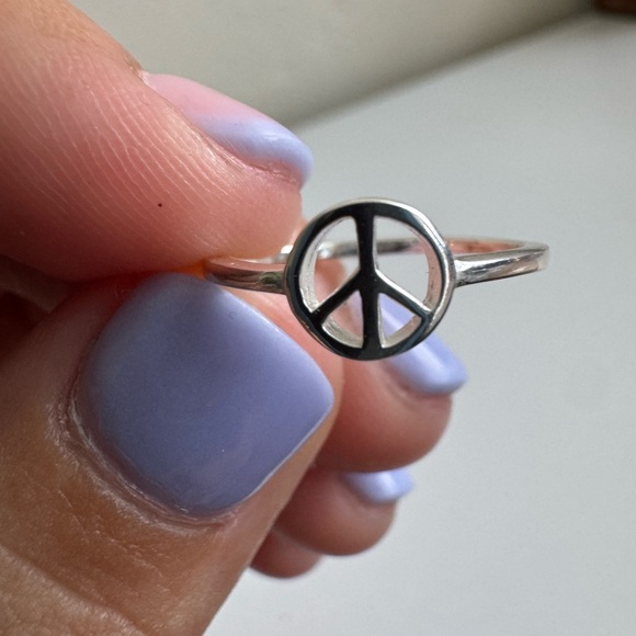 Sterling Silver 925 Peace Sign Ring - Picture 7 of 9